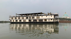 A cruise along India's Lower Ganges