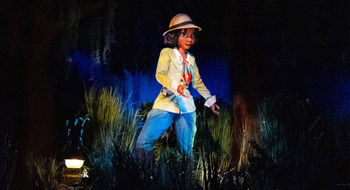 An audio-animatronic figure of Princess Tiana as seen on Tiana's Bayou Adventure.