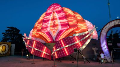 A classic piece from the Flamingo’s past, one of three added to the Neon Museum's collection.