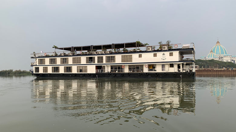 Writer Heidi Sarna recently cruised on the Hooghly River and shares her images. The 2014-built 40-passenger Raj Mahal cruises the Hooghly River, otherwise known as the Lower Ganges, and a few times a year in September, cruises upstream on the Upper Ganges all the way to Varanasi.